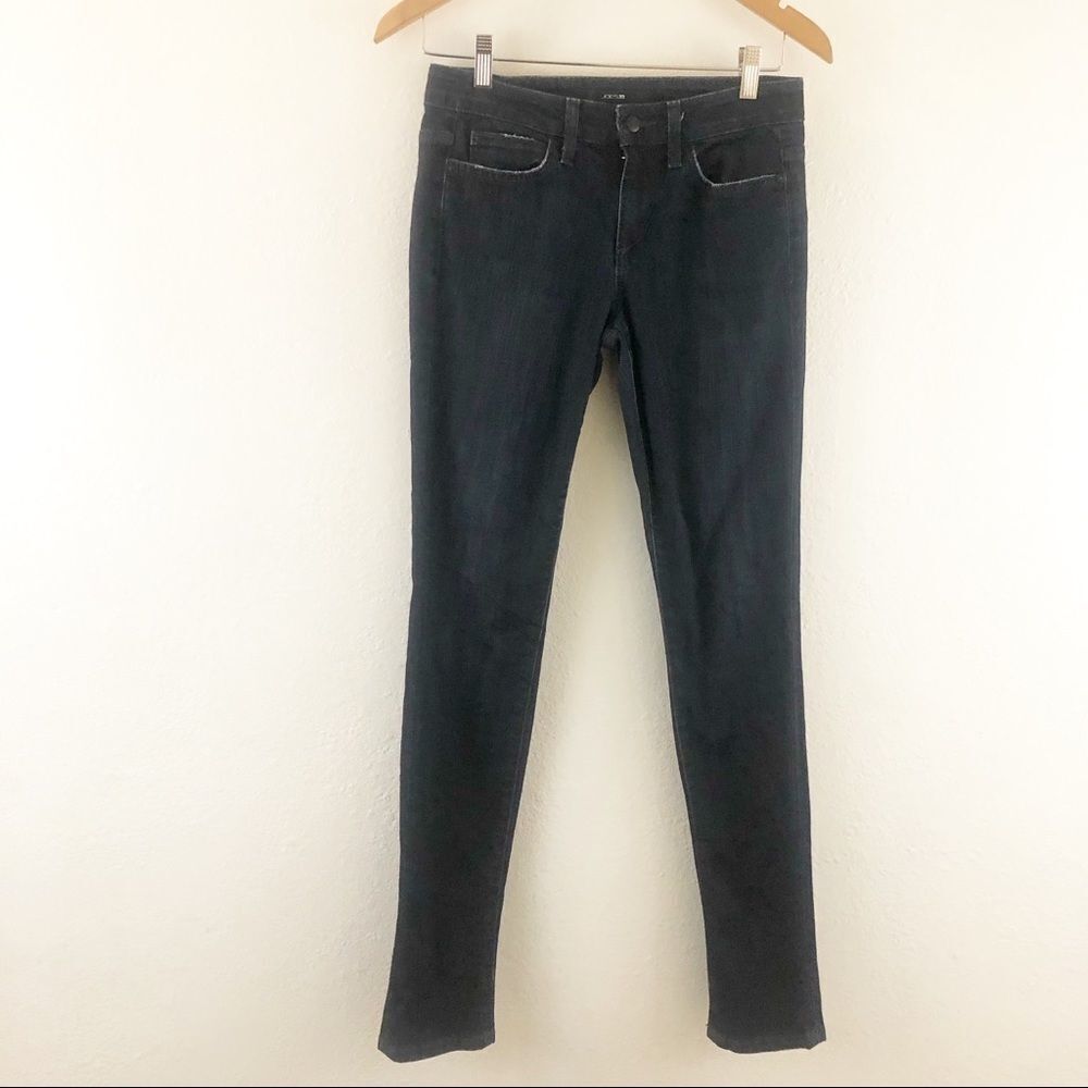 Joe’s Jeans Dark Blue Chelsea  skinny Jeans size 26